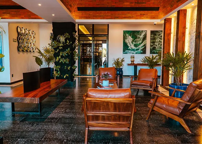 Flamboyan & Residences