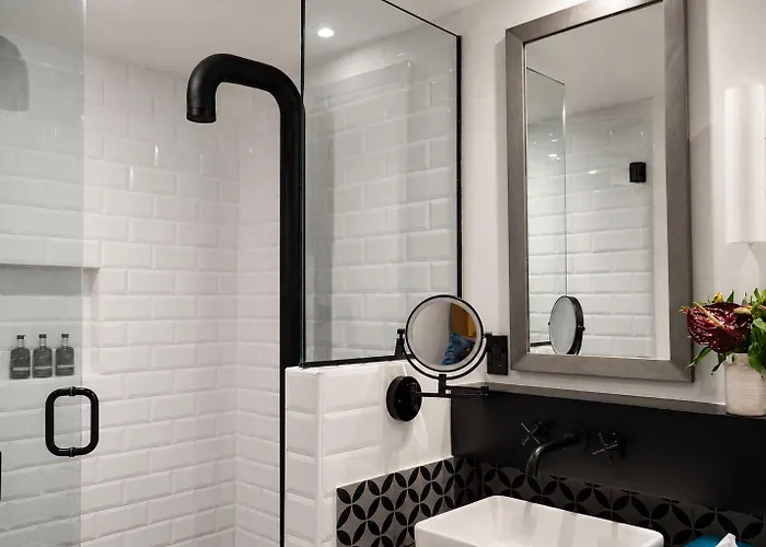 Flamboyan & Residences 4*