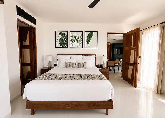 Flamboyan & Residences 4*
